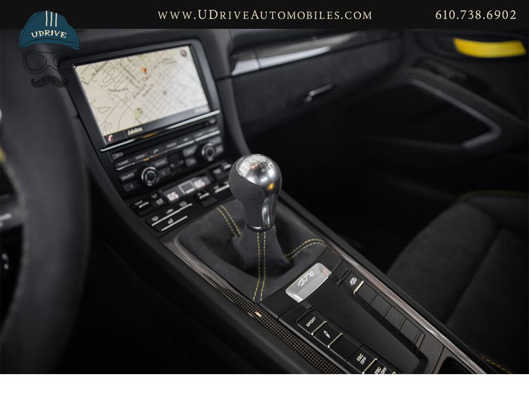 Porsche 981 Cayman GT4