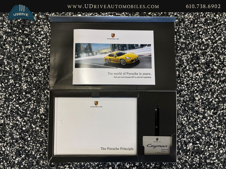 Porsche 981 Cayman GT4