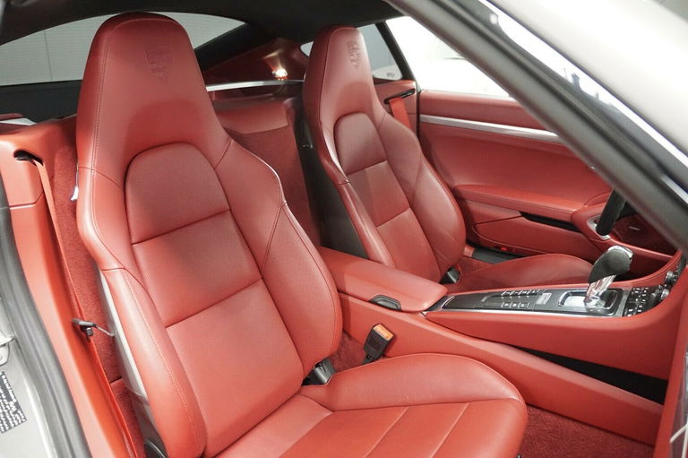 Porsche 981 Cayman GTS