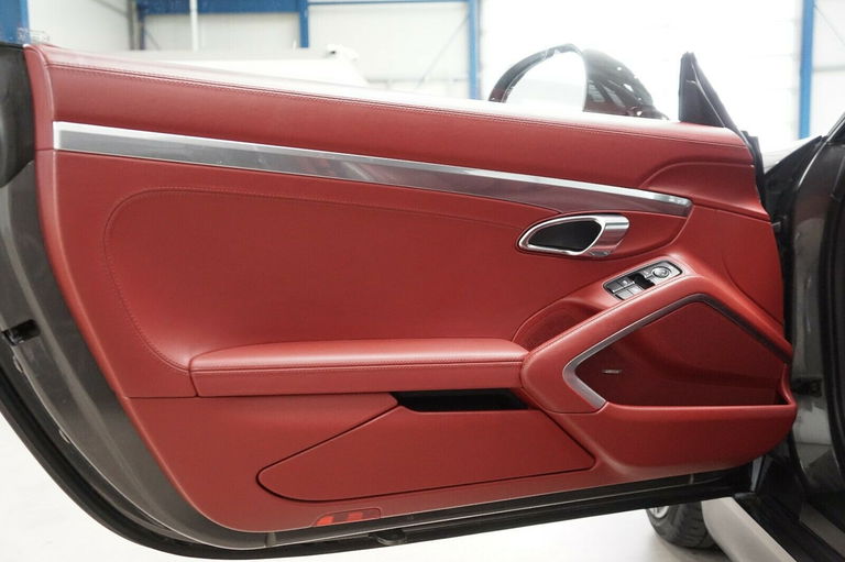 Porsche 981 Cayman GTS