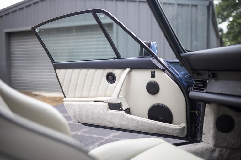 Porsche 964 Carrera 2