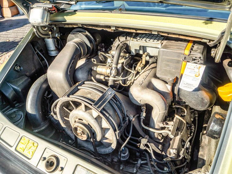 Porsche 911 Carrera 3.2