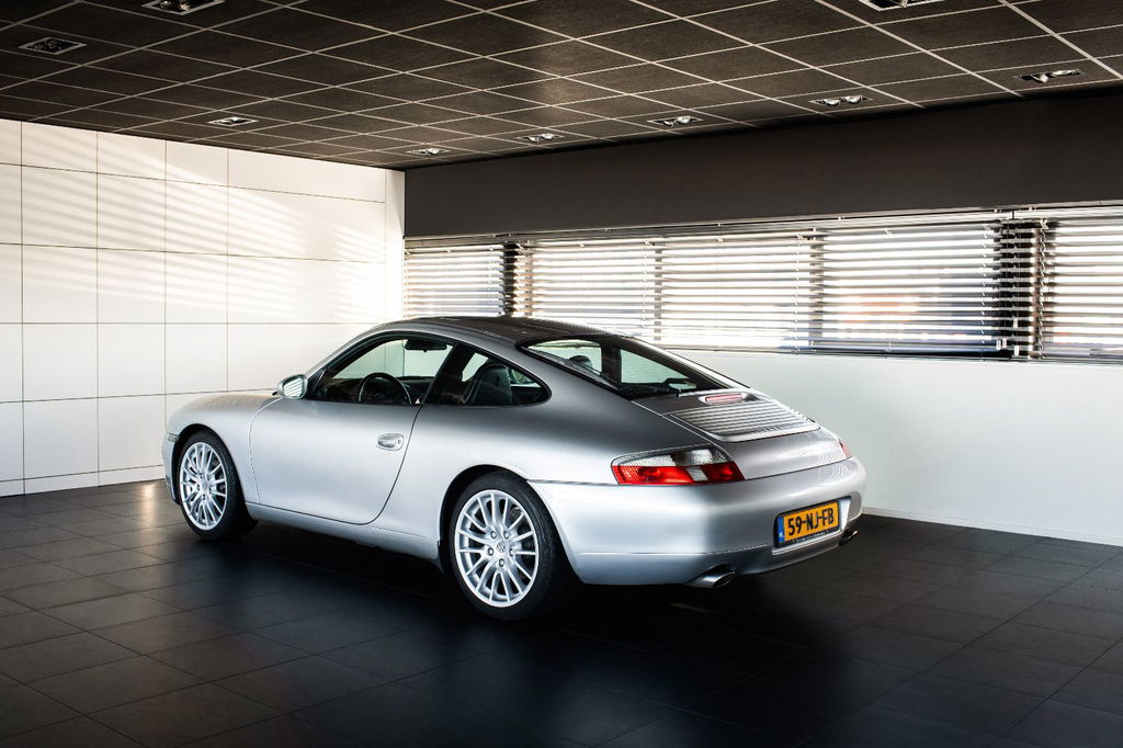 2000 Porsche (911) 996 Carrera 2 for sale!