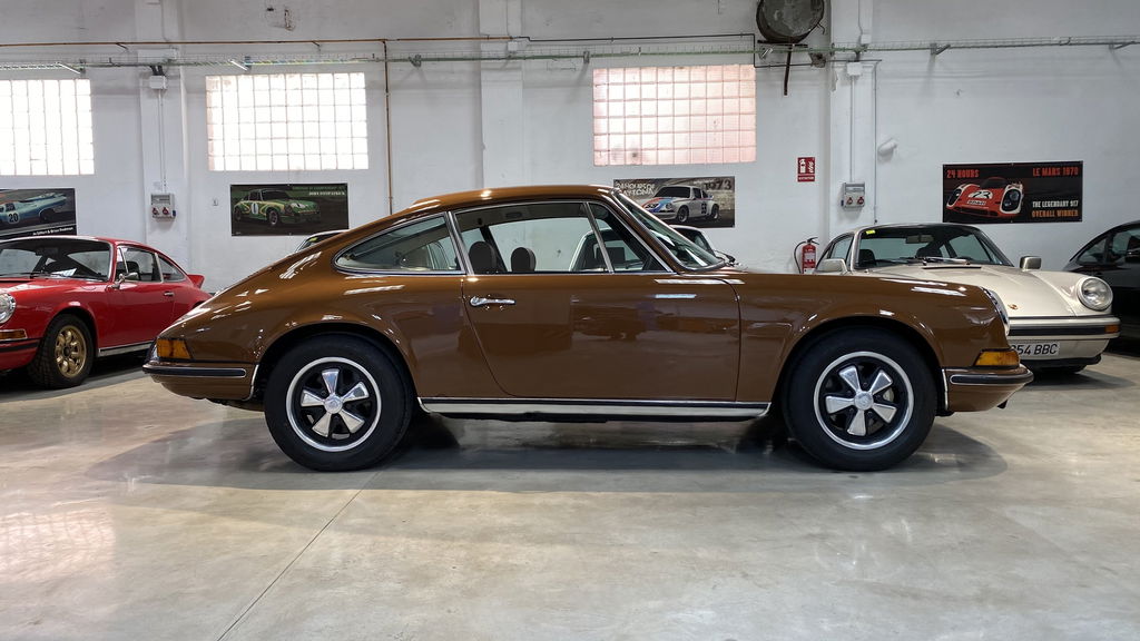 Porsche 911 T (US)