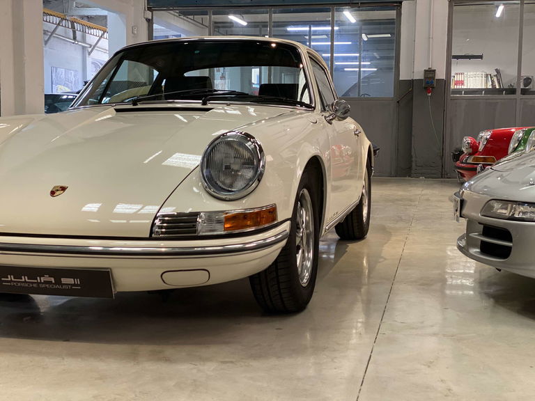 Porsche 911 T