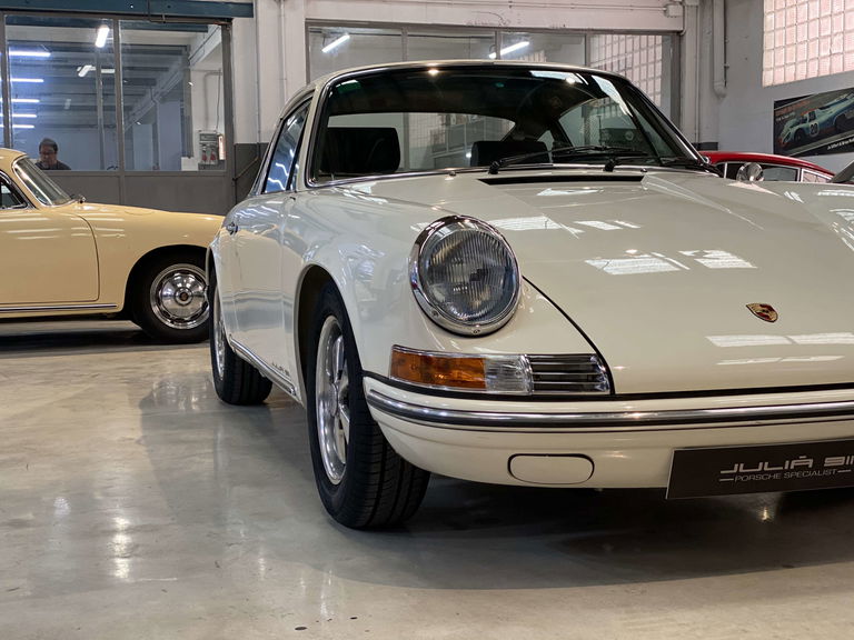Porsche 911 T