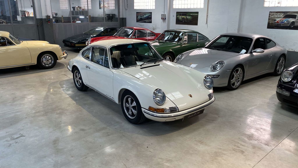 Porsche 911 T