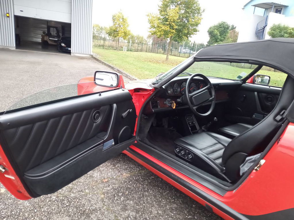 Porsche 911 Carrera 3.2 Speedster (US)