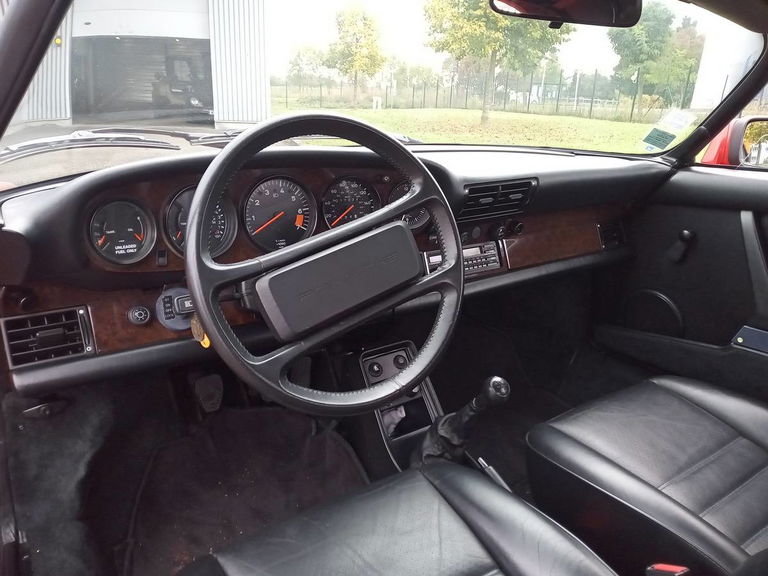 Porsche 911 Carrera 3.2 Speedster (US)