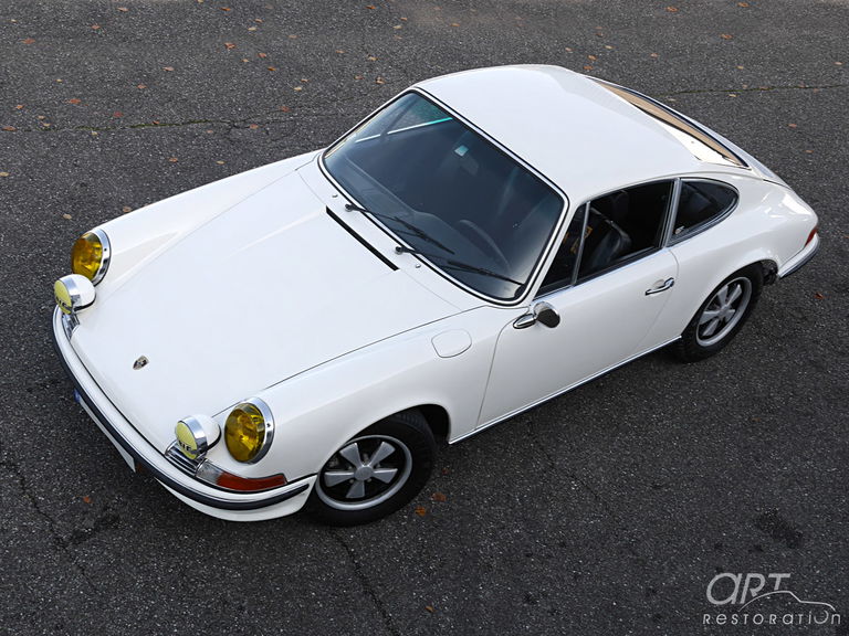 Porsche 911 E