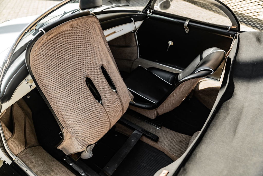 Porsche 356 Pre-A 1500 Speedster