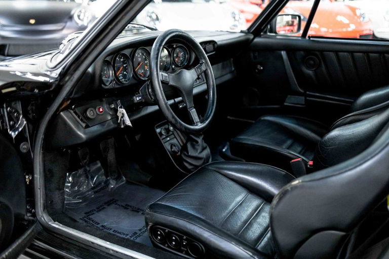 Porsche 911 Turbo 3.3