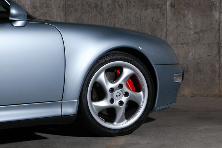 Porsche 993 Carrera 4S