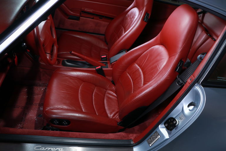 Porsche 993 Carrera 4S