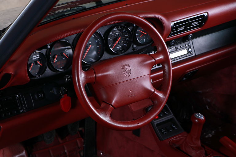 Porsche 993 Carrera 4S