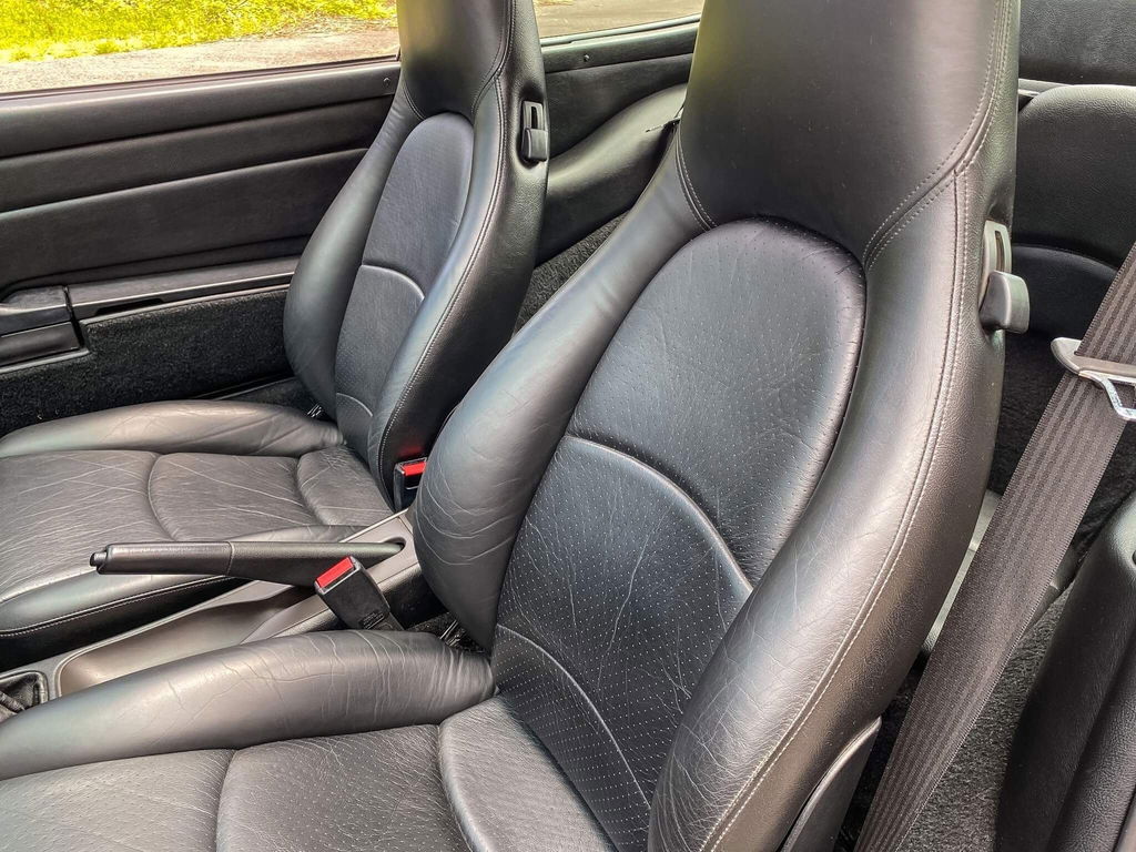 Porsche 993 Carrera 4S