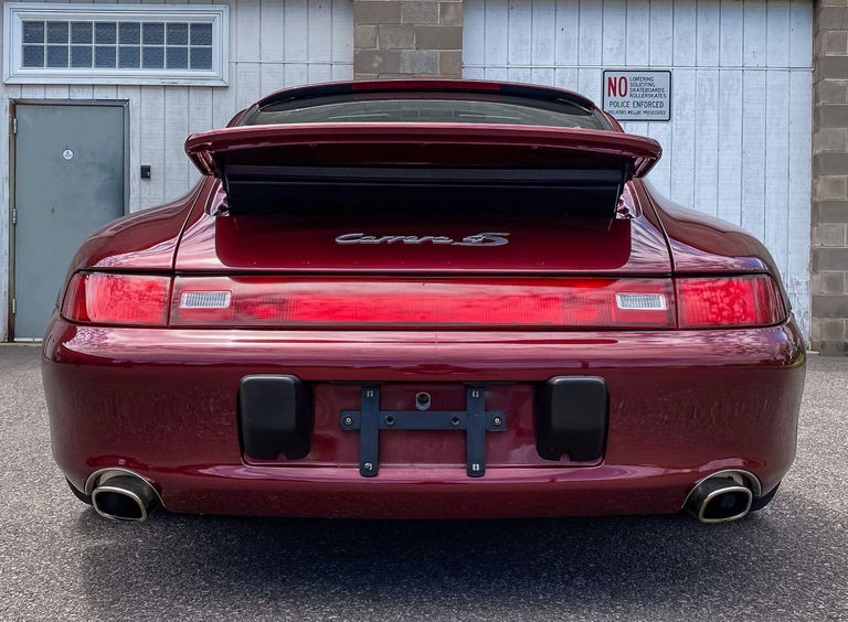 Porsche 993 Carrera 4S