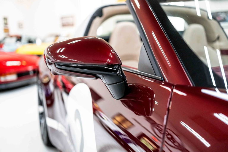 Porsche 992 Heritage Design Edition