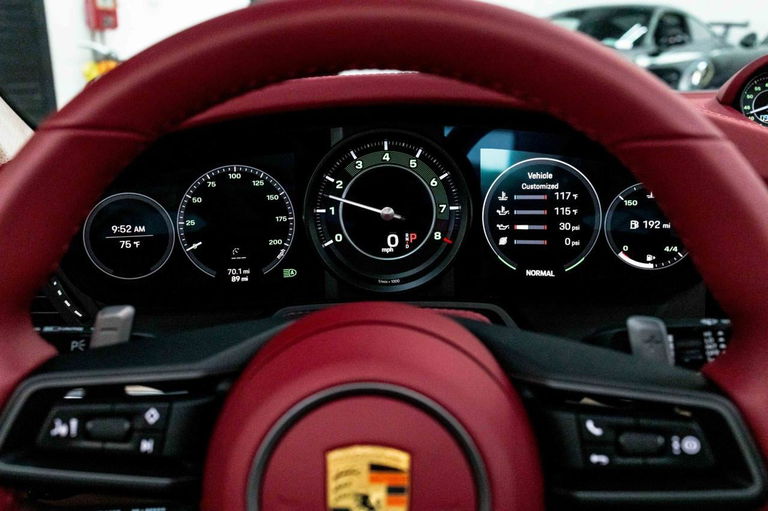 Porsche 992 Heritage Design Edition