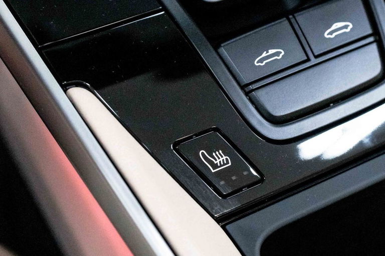 Porsche 992 Heritage Design Edition