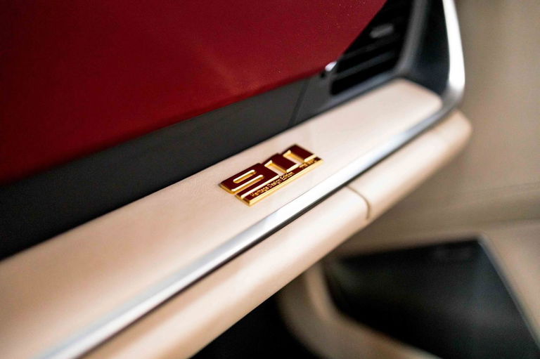 Porsche 992 Heritage Design Edition