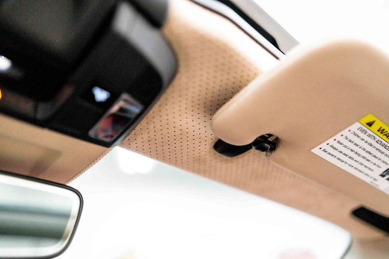 Porsche 992 Heritage Design Edition