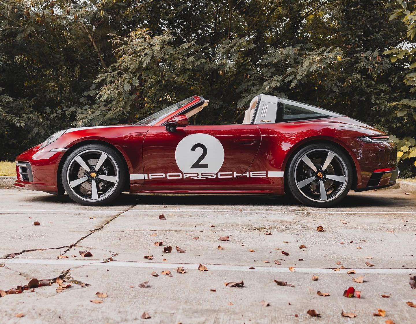 Porsche 992 Heritage Design Edition