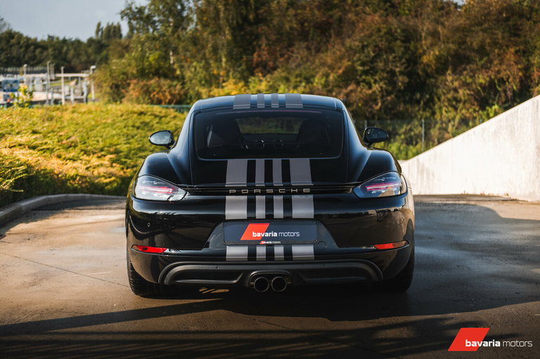 Porsche 718 Cayman S