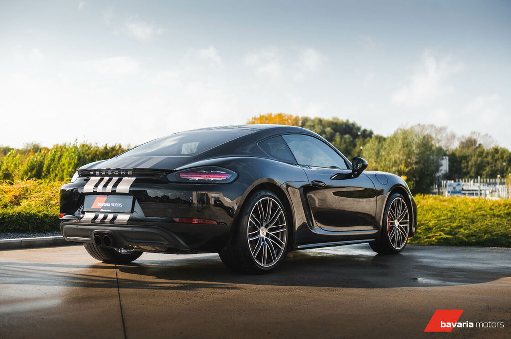 Porsche 718 Cayman S