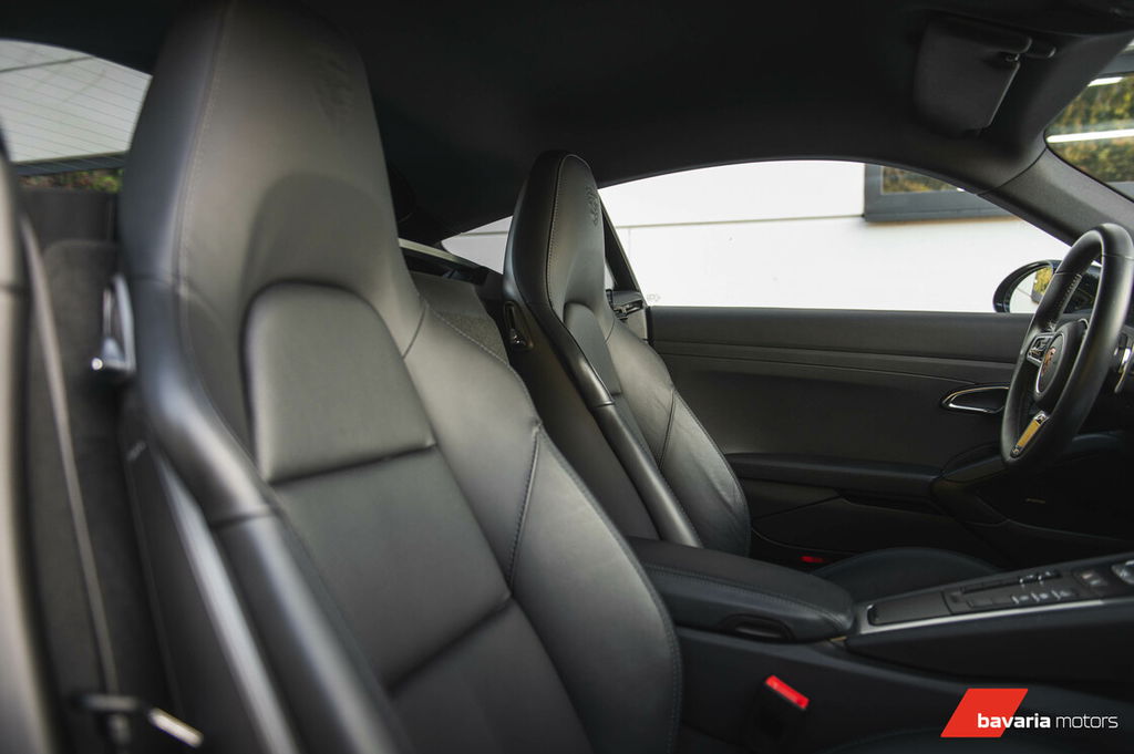 Porsche 718 Cayman S