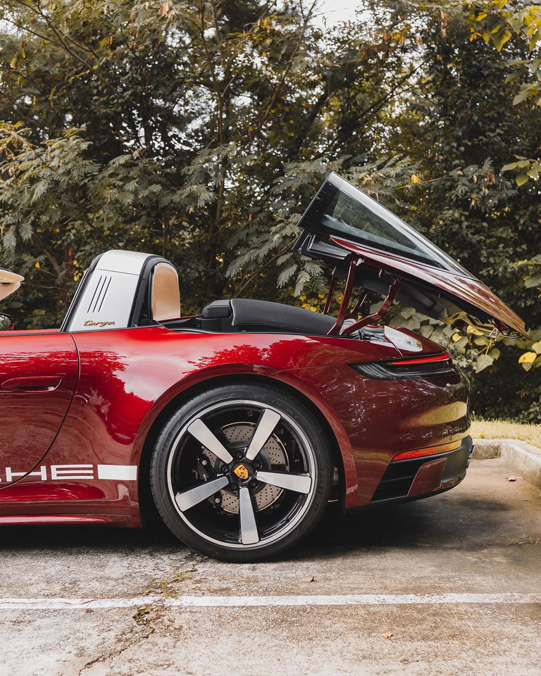 Porsche 992 Heritage Design Edition