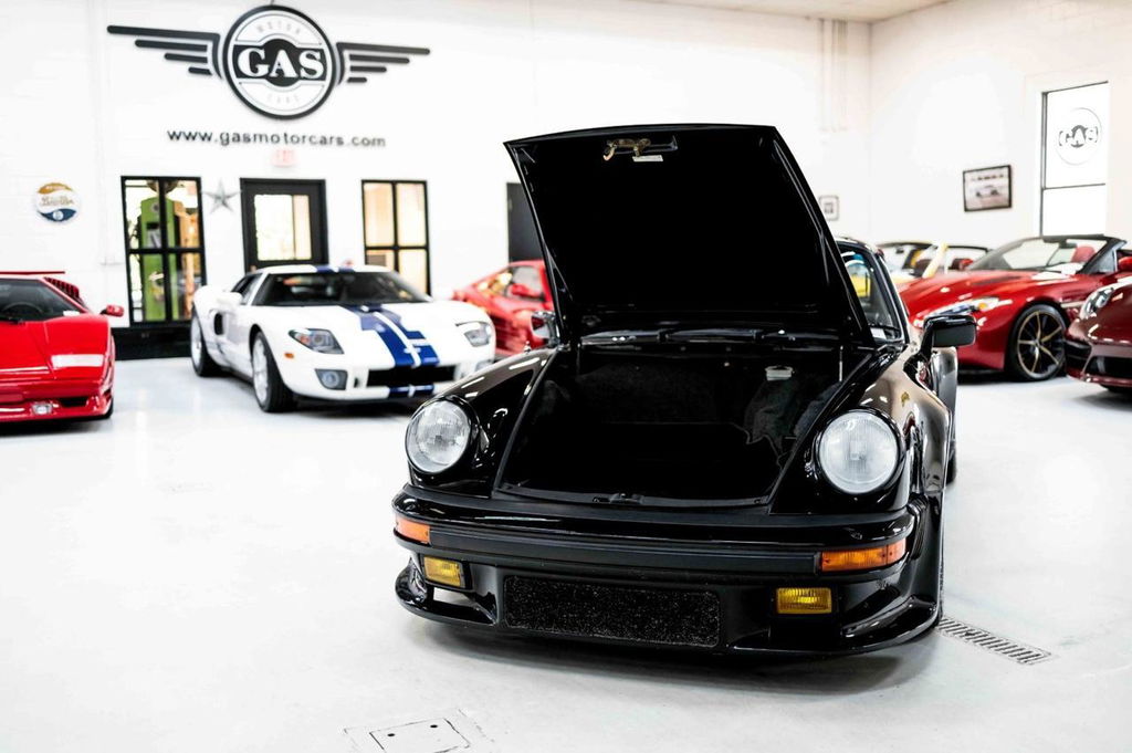 Porsche 911 Turbo 3.3