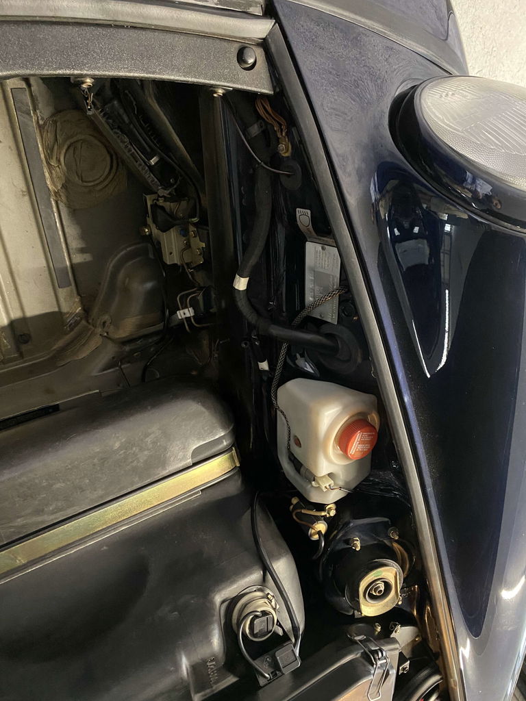 Porsche 964 Carrera 4