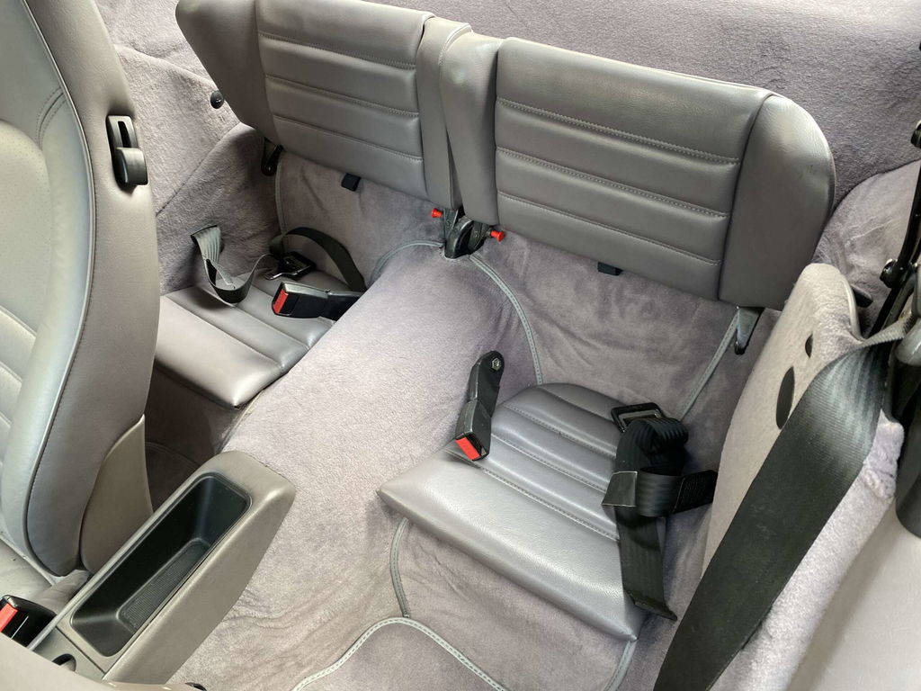 Porsche 964 Carrera 4