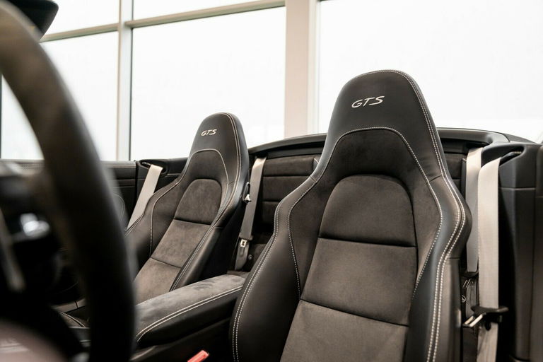 Porsche 991.2 Carrera GTS