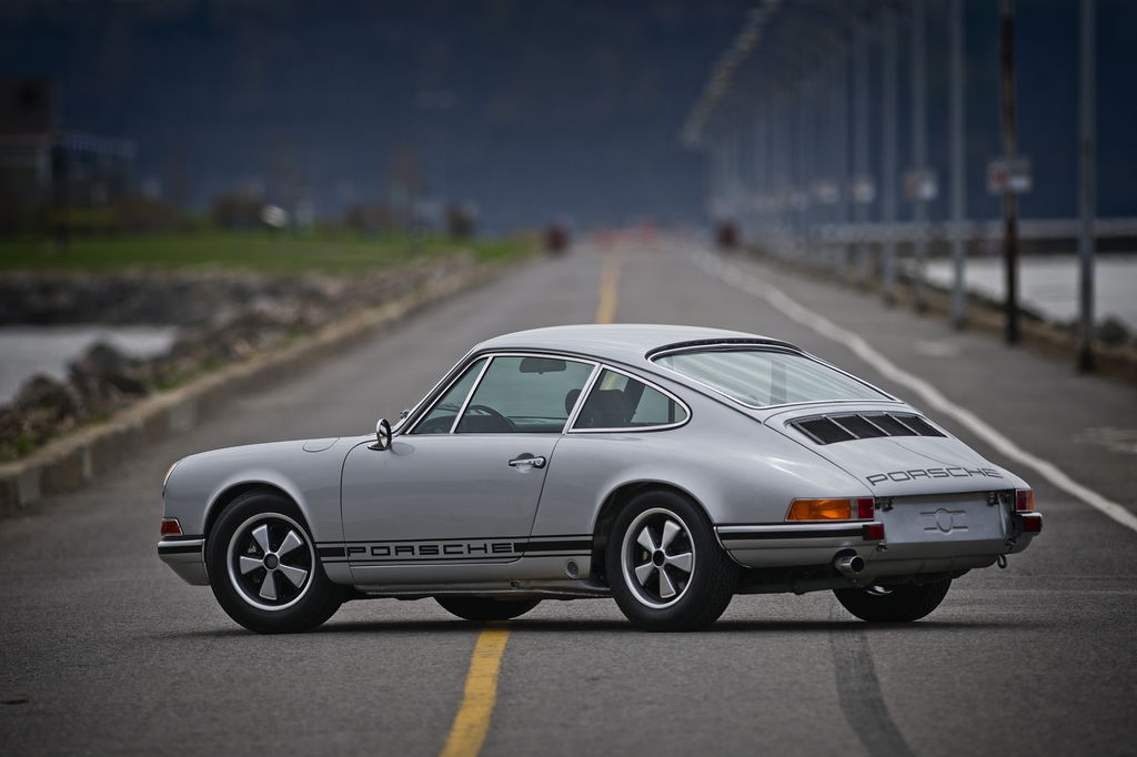 Porsche 911 S-T in Silver for sale!