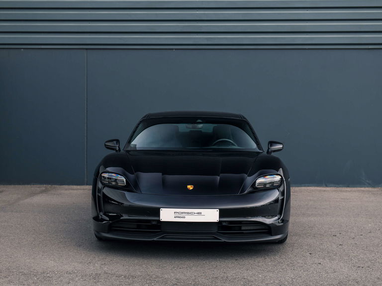 Porsche Taycan 4S