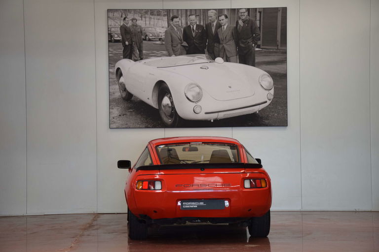 Porsche 928 S