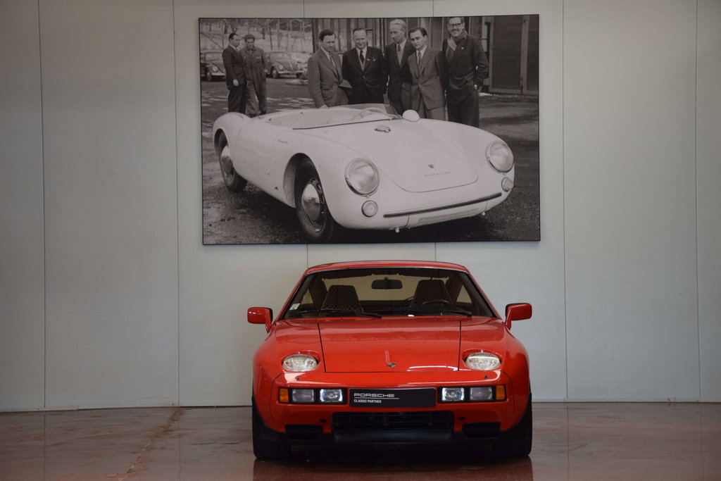 Porsche 928 S