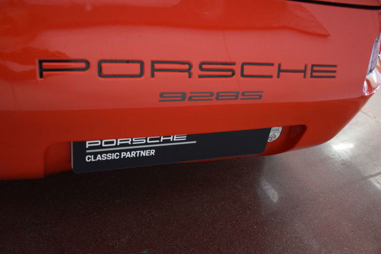 Porsche 928 S