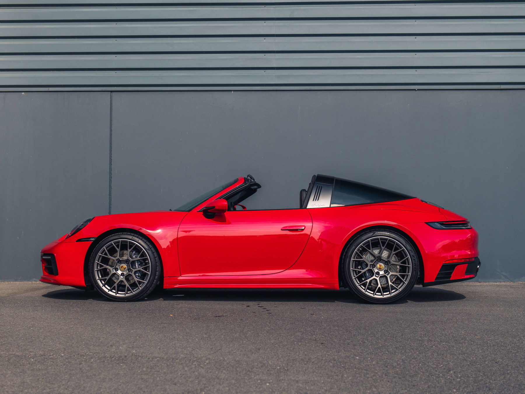 Porsche 992 Carrera 4