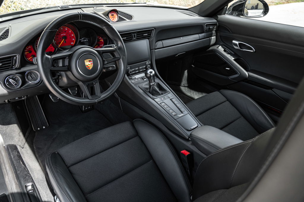 Porsche 991 GT3 Touring