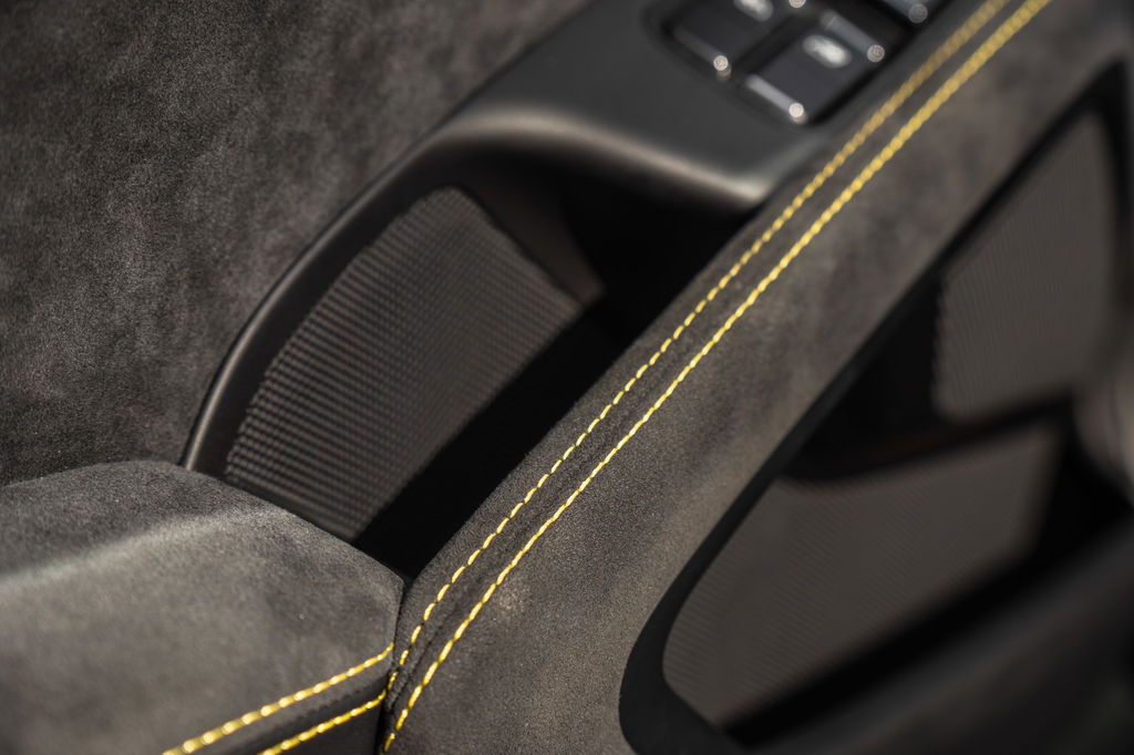 Porsche 718 Cayman GT4