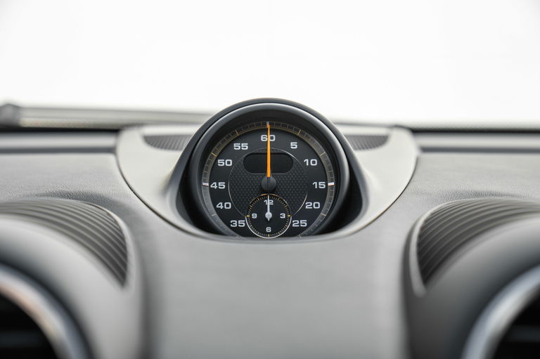 Porsche 718 Cayman GT4