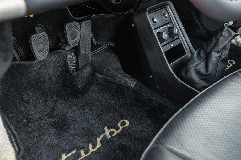 Porsche 911 Turbo Flachbau
