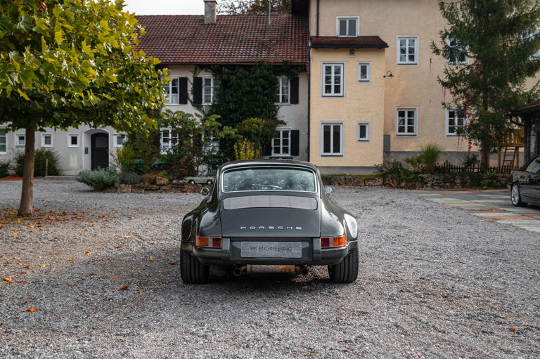 Porsche 911 Backdate