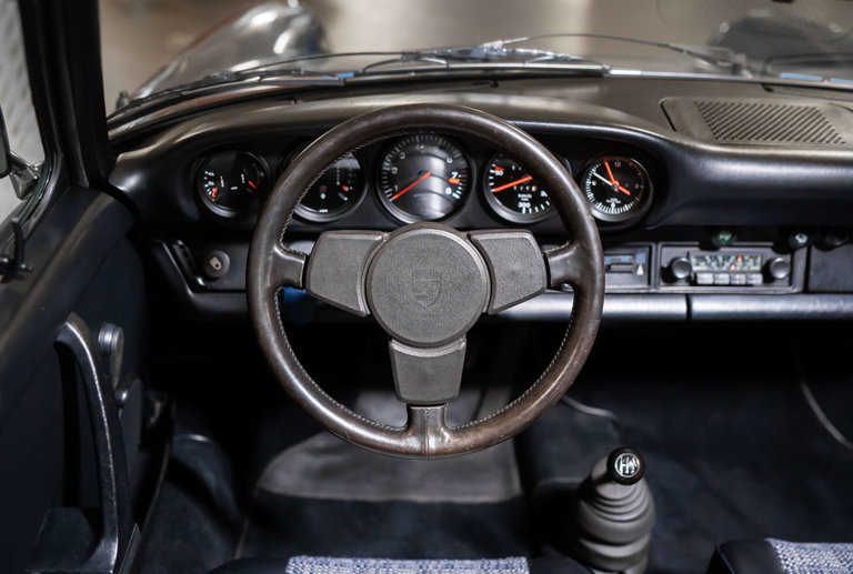 Porsche 911 Carrera 2,7