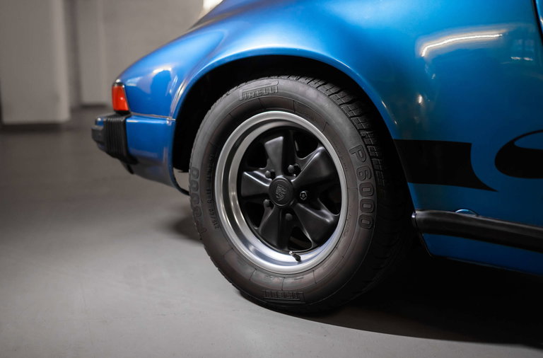 Porsche 911 Carrera 2,7