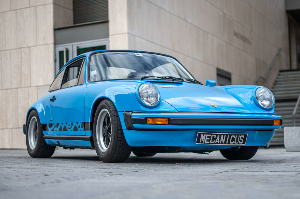 Porsche 911 Carrera 2,7
