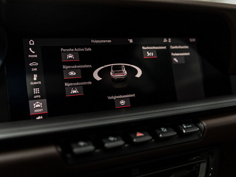 Porsche 992 Carrera 4S